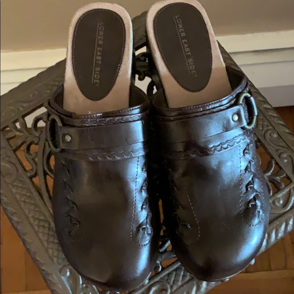 “Lower East Side” Clogs - Dark Brown w Gold Studs